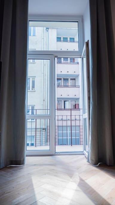 Klimatyczne Studio W Historycznej Pradze - Stadion Narodowy, Centrum 华沙 外观 照片